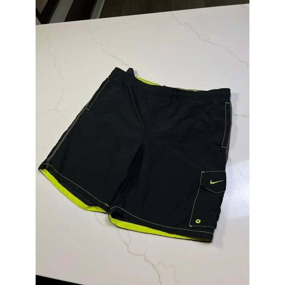 Nike Swim Trunks Mens Medium Black Neon Green Cargo Board Shorts